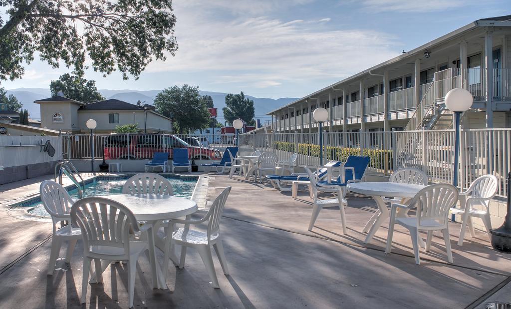 Motel 6-Bishop, Ca Zewnętrze zdjęcie