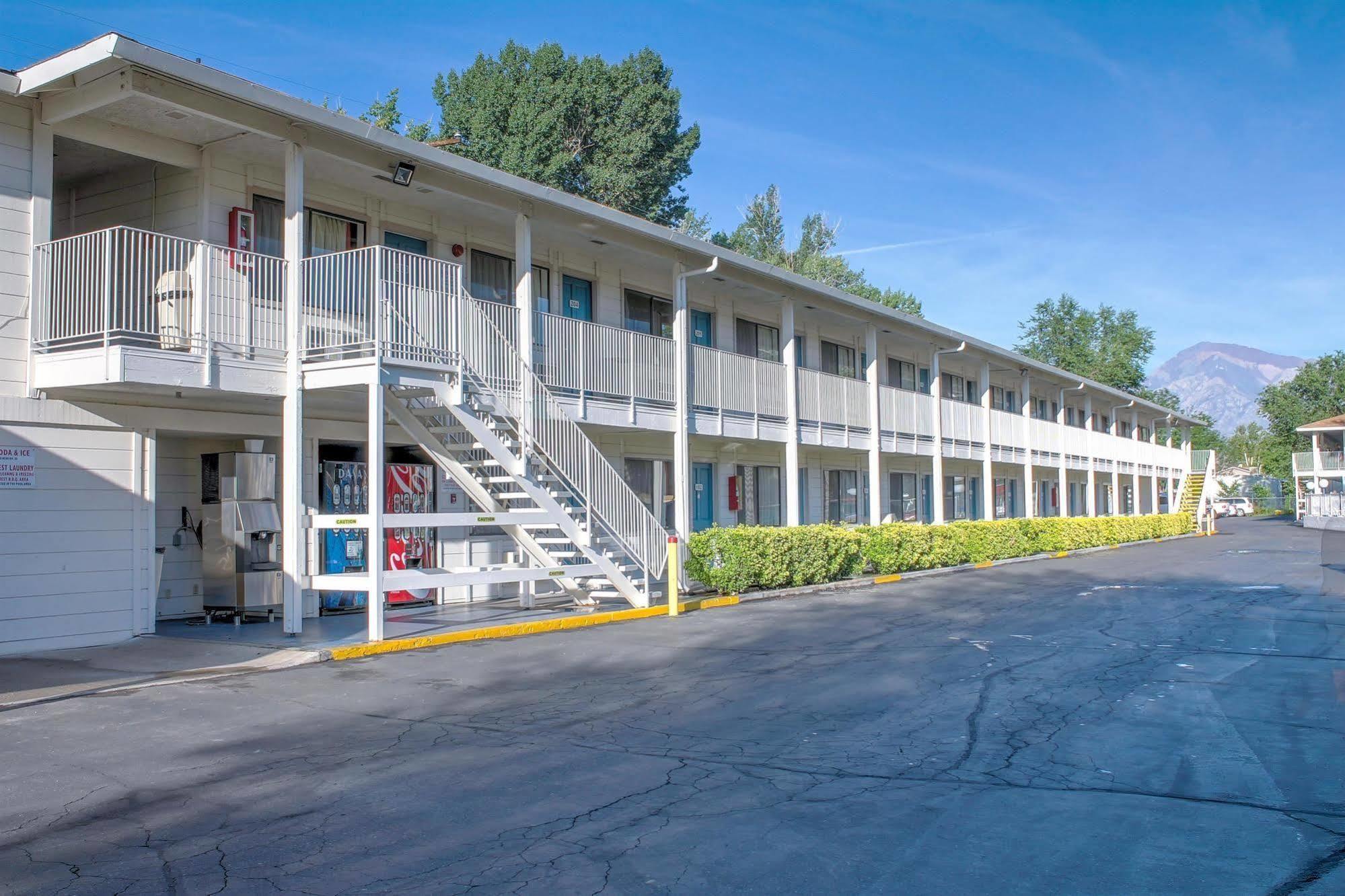 Motel 6-Bishop, Ca Zewnętrze zdjęcie