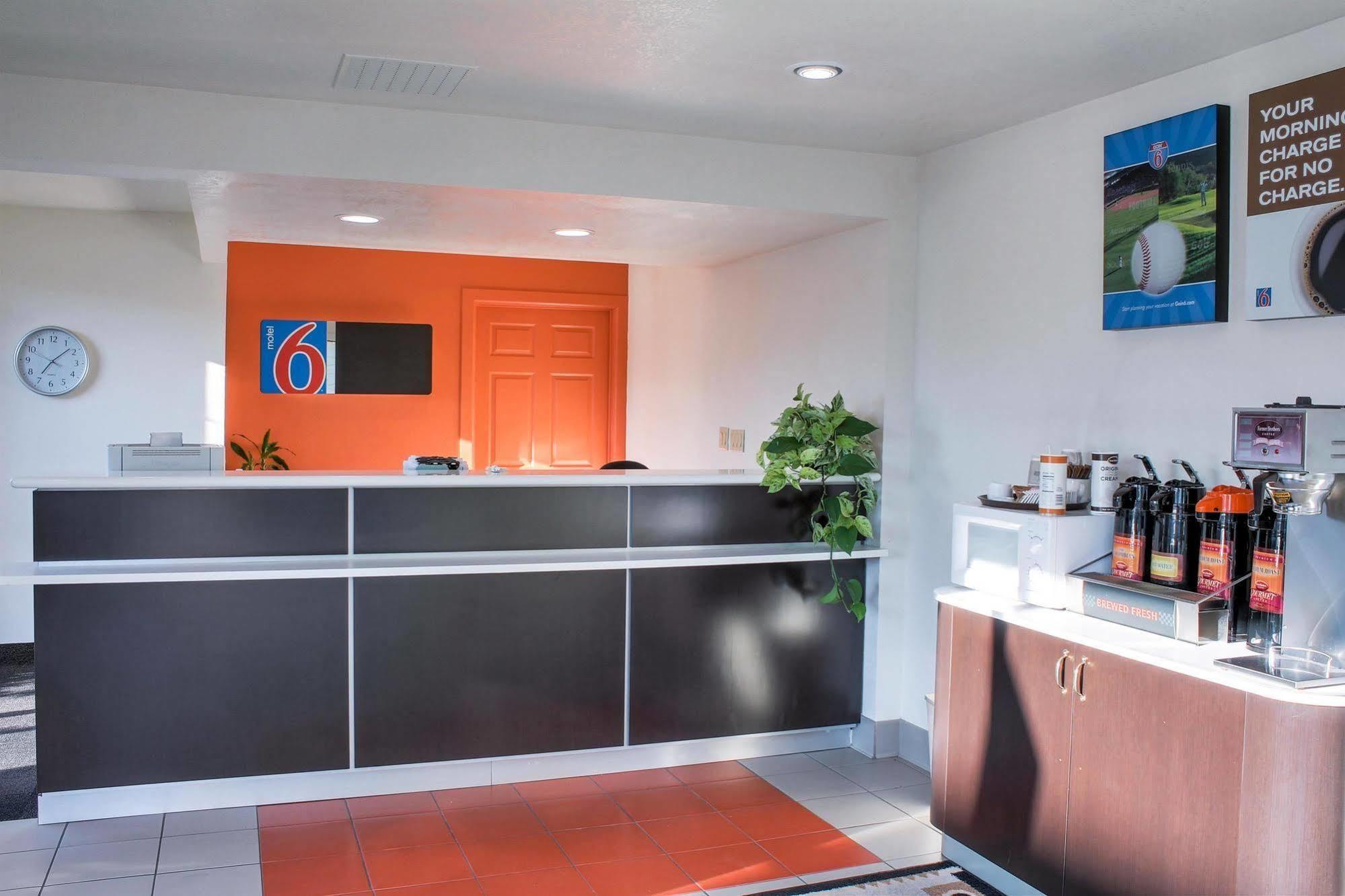 Motel 6-Bishop, Ca Zewnętrze zdjęcie