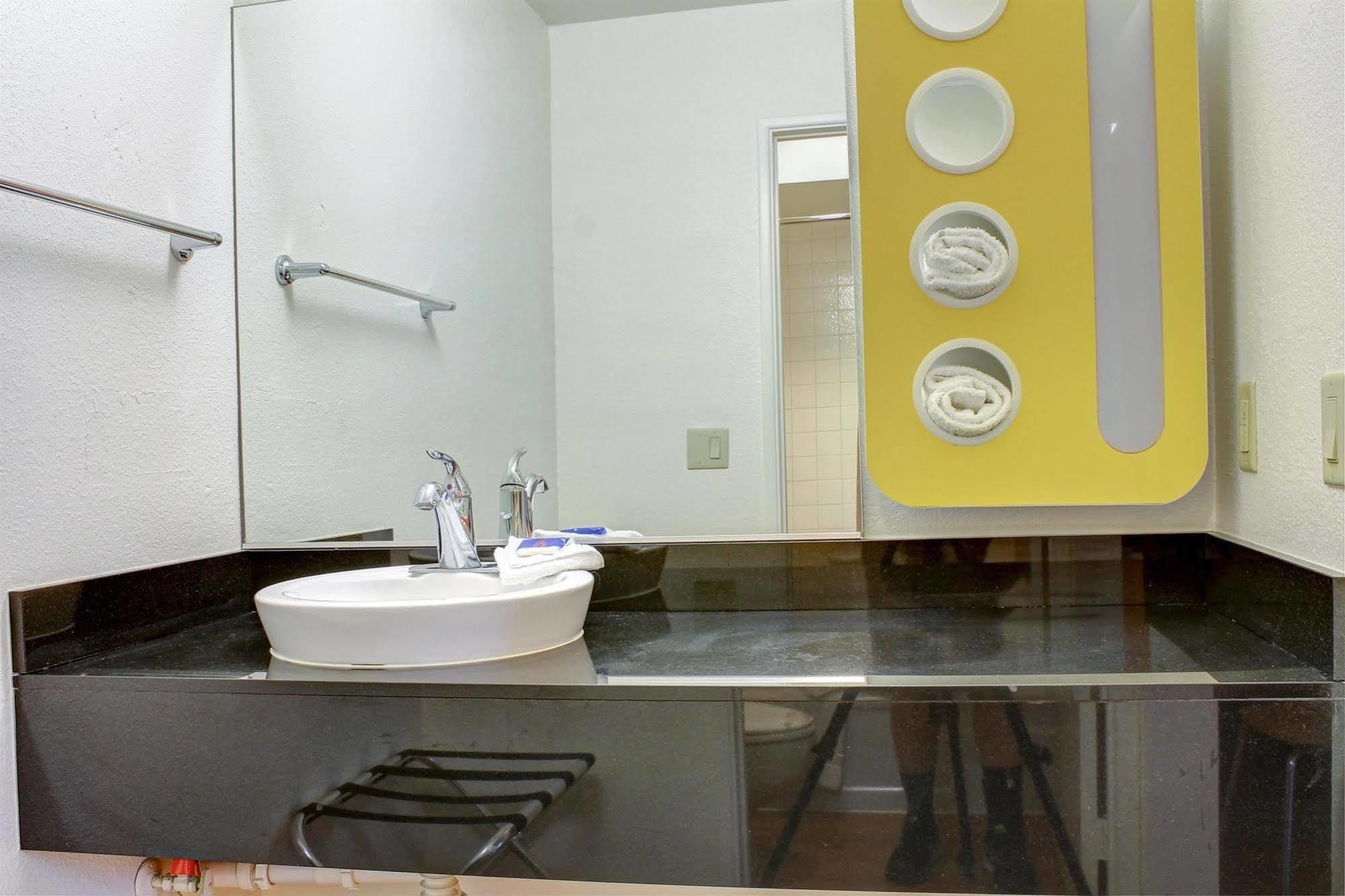 Motel 6-Bishop, Ca Zewnętrze zdjęcie